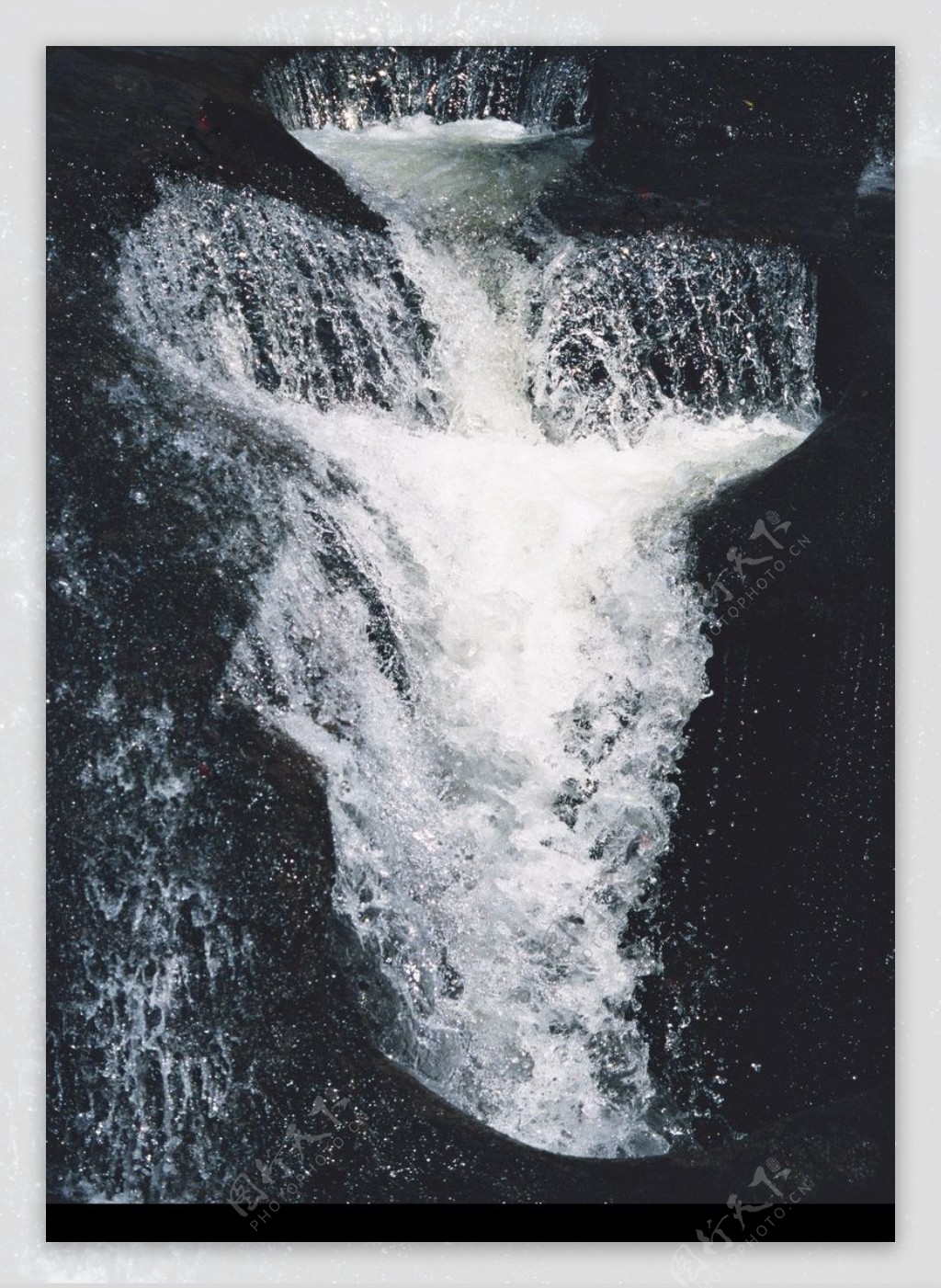 山溪瀑布0093
