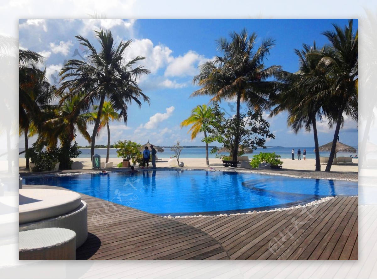 马尔代夫酒店里的泳池