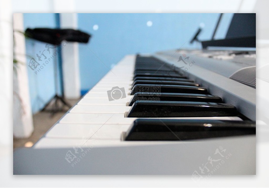 音乐钢琴键盘Teclado曲艺大卫LORA
