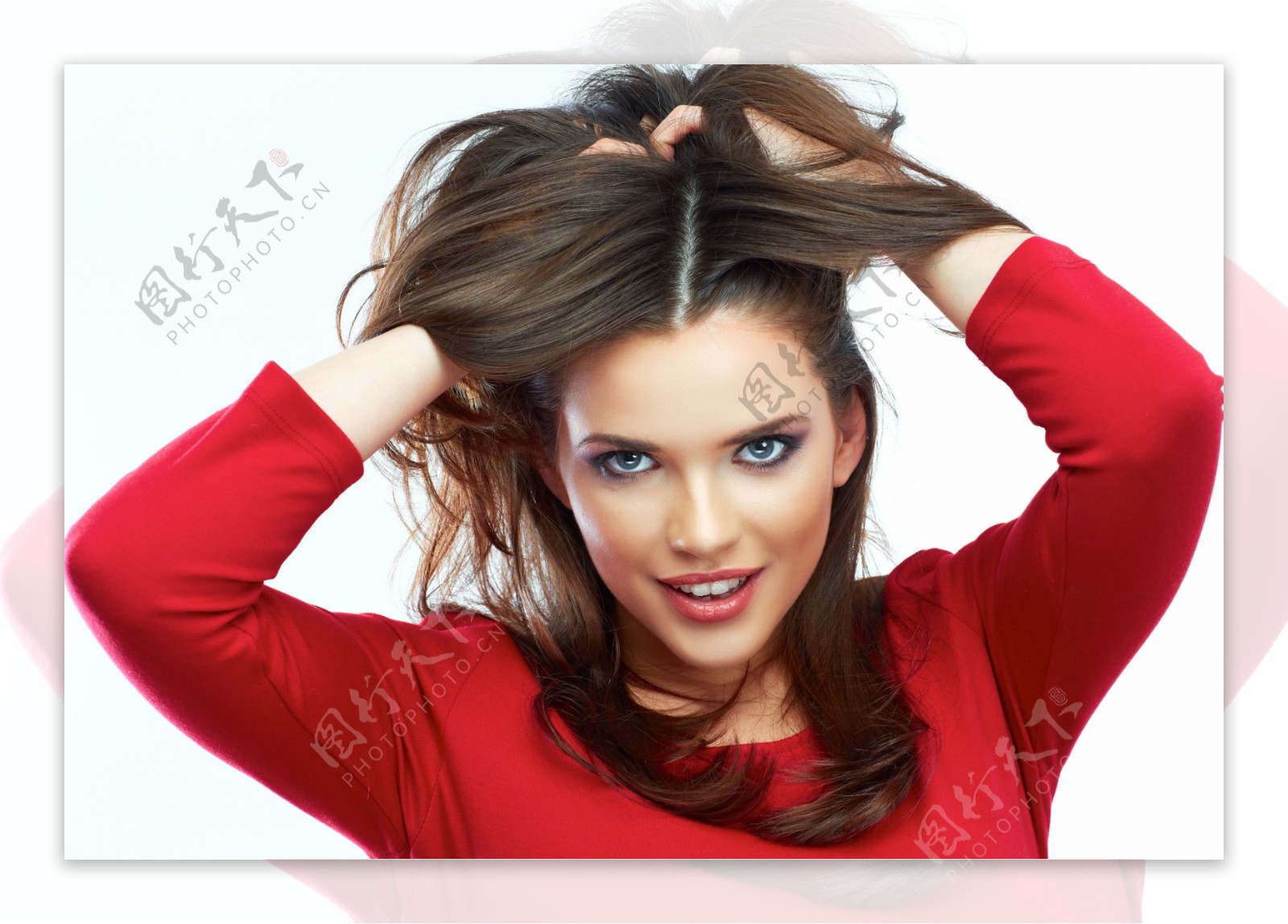 情绪烦躁抱头抓头发的女生高清图片下载-正版图片500670284-摄图网