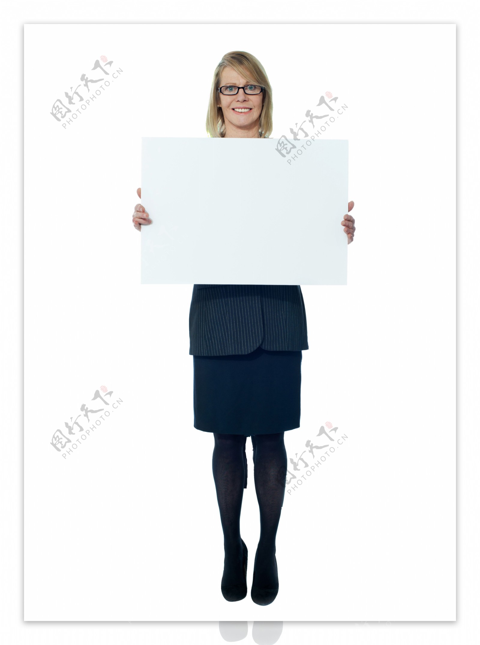 举白板的职业女性图片