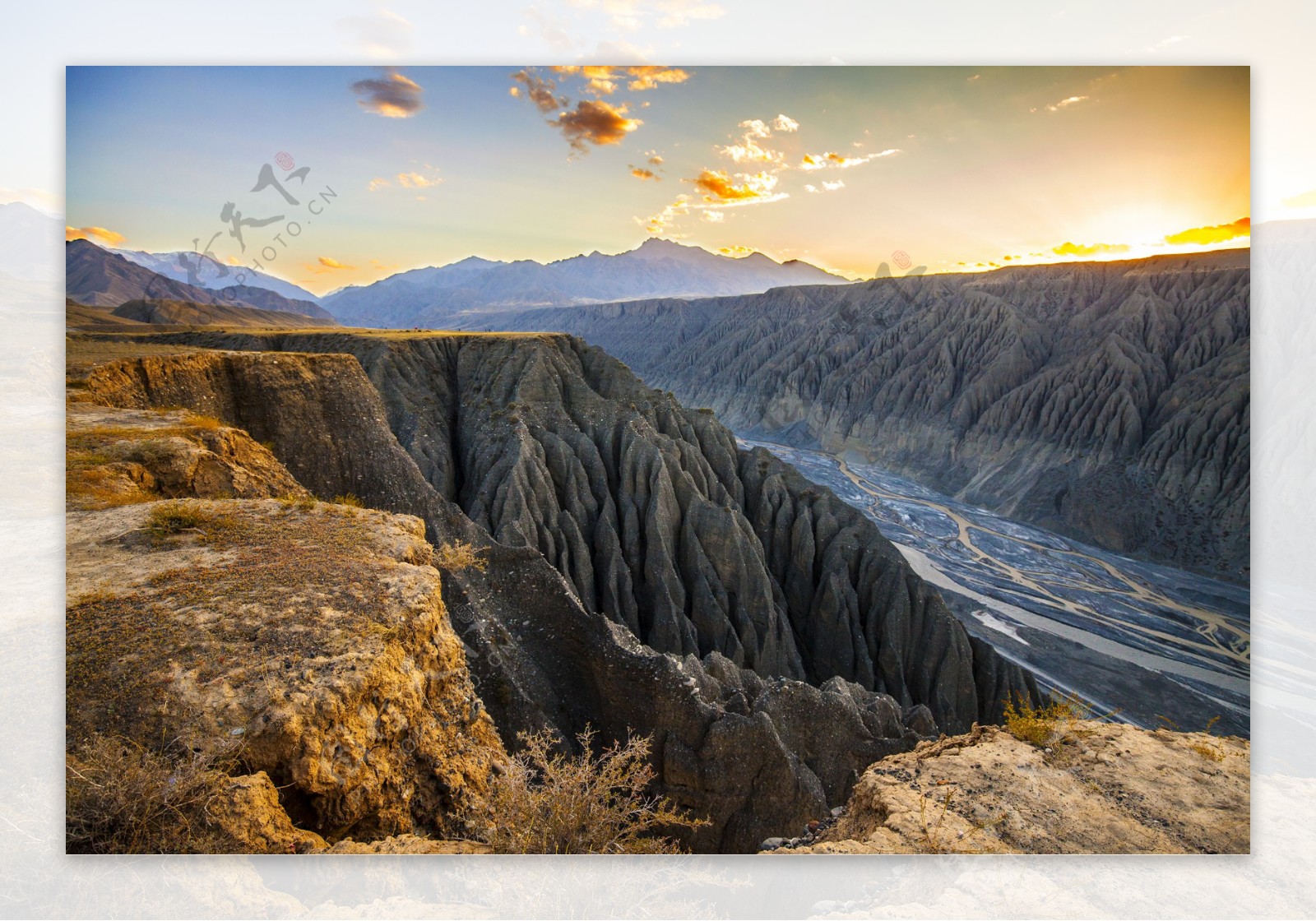 新疆独山子大峡谷风景