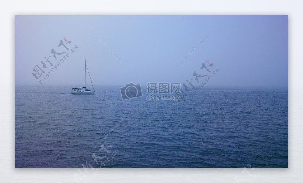 海水海洋帆船船艇帆船雾云雾缭绕湖隔离帆船船