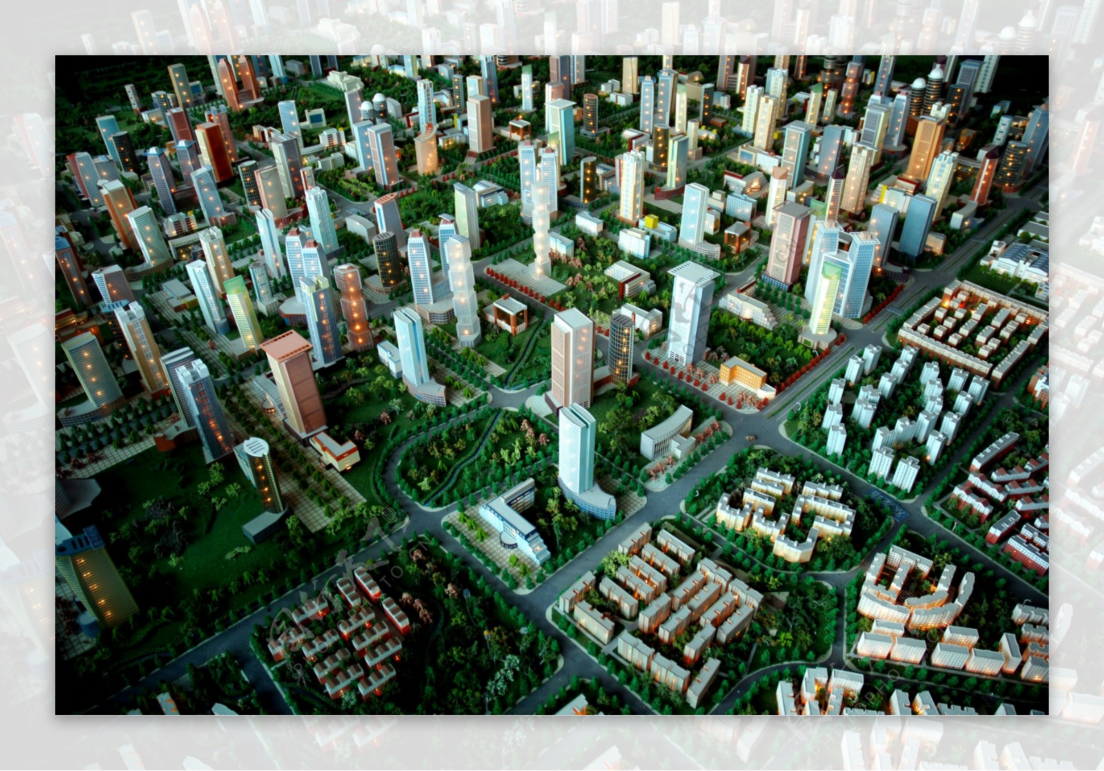 地产高层小区建筑模型图片