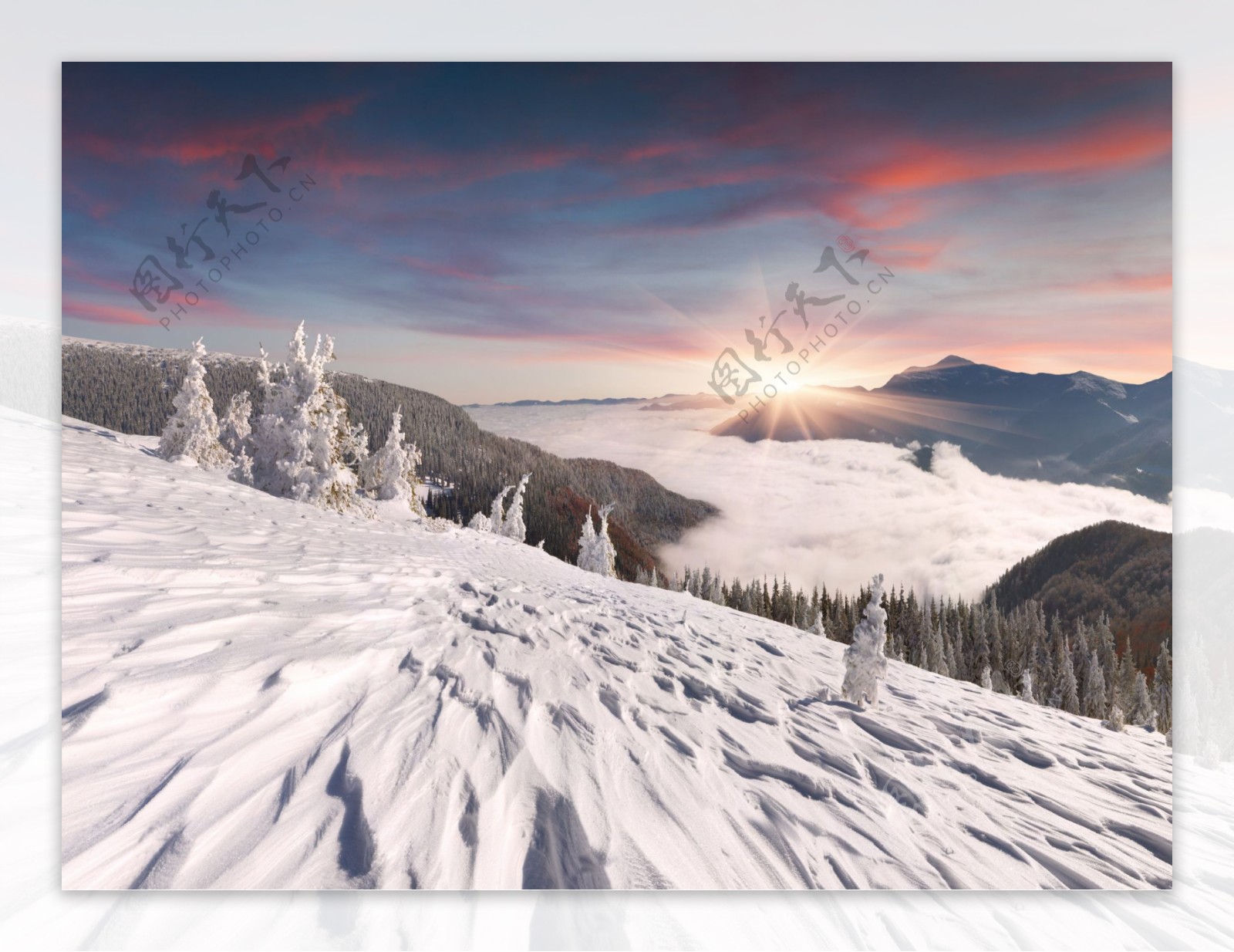 唯美阳光下雪景风景图片