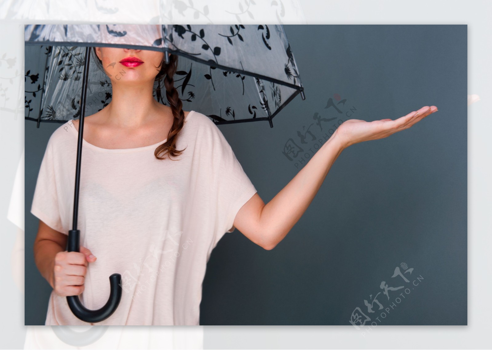 打雨伞的女孩图片设计元素素材免费下载(图片编号:4816913)-六图网