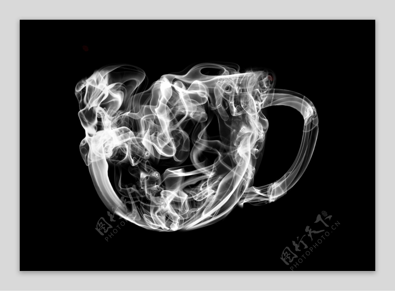 烟雾组成的咖啡杯图片图片