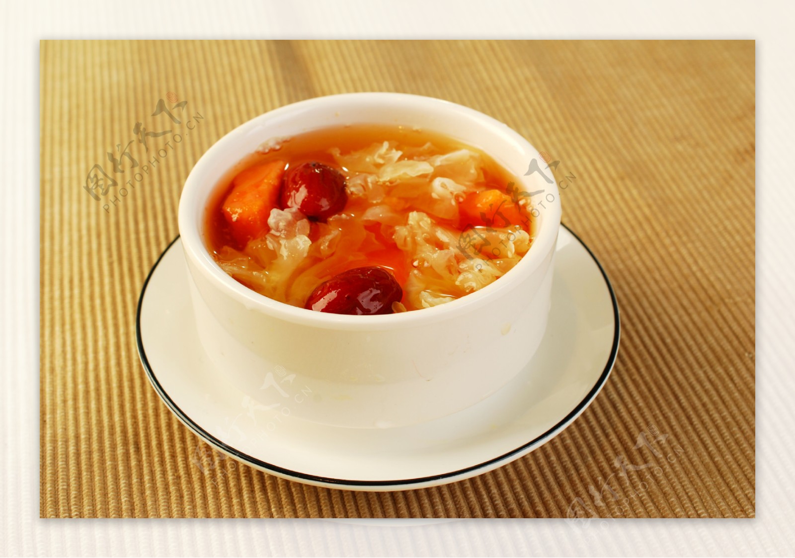 雪耳蓮子百合糖水食譜、做法 | YeungMa的Cook1Cook食譜分享