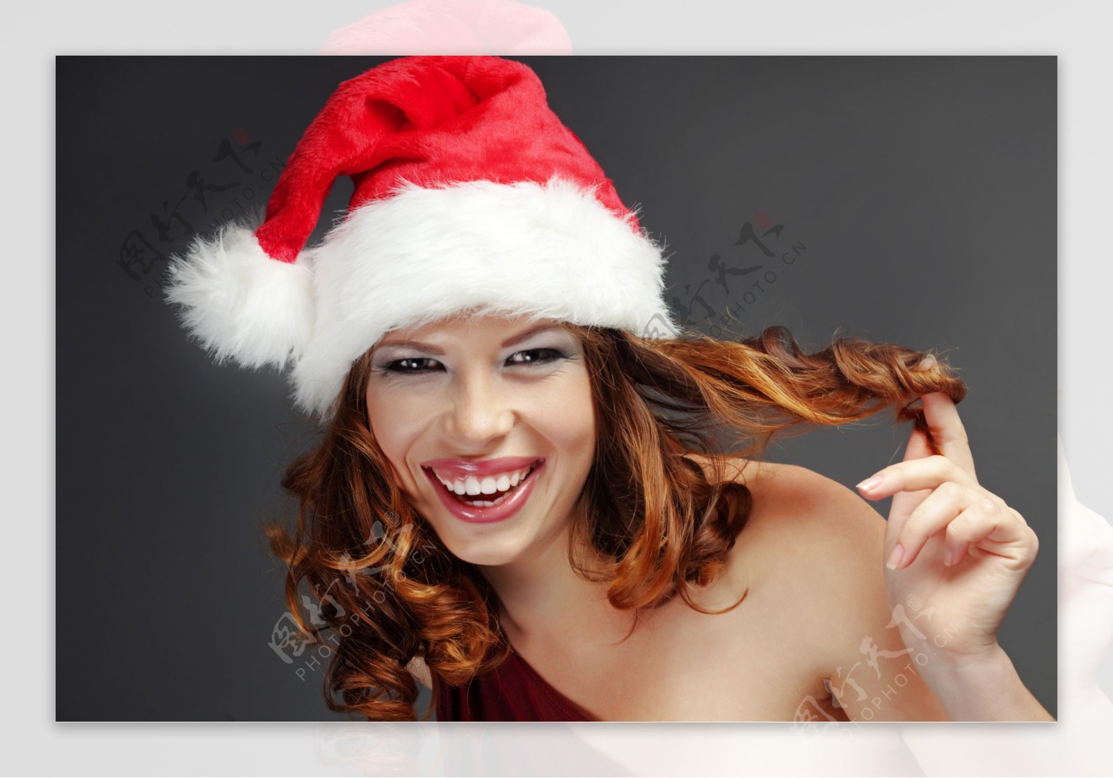 戴圣诞帽的性感美女图片