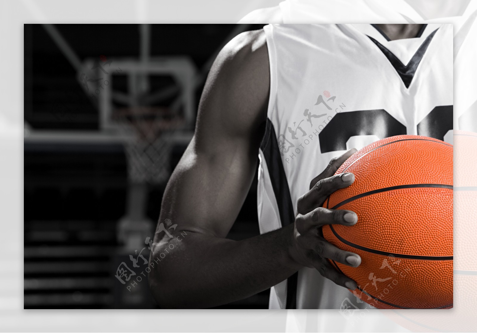篮球运动员手里的篮球特写高清大图图片