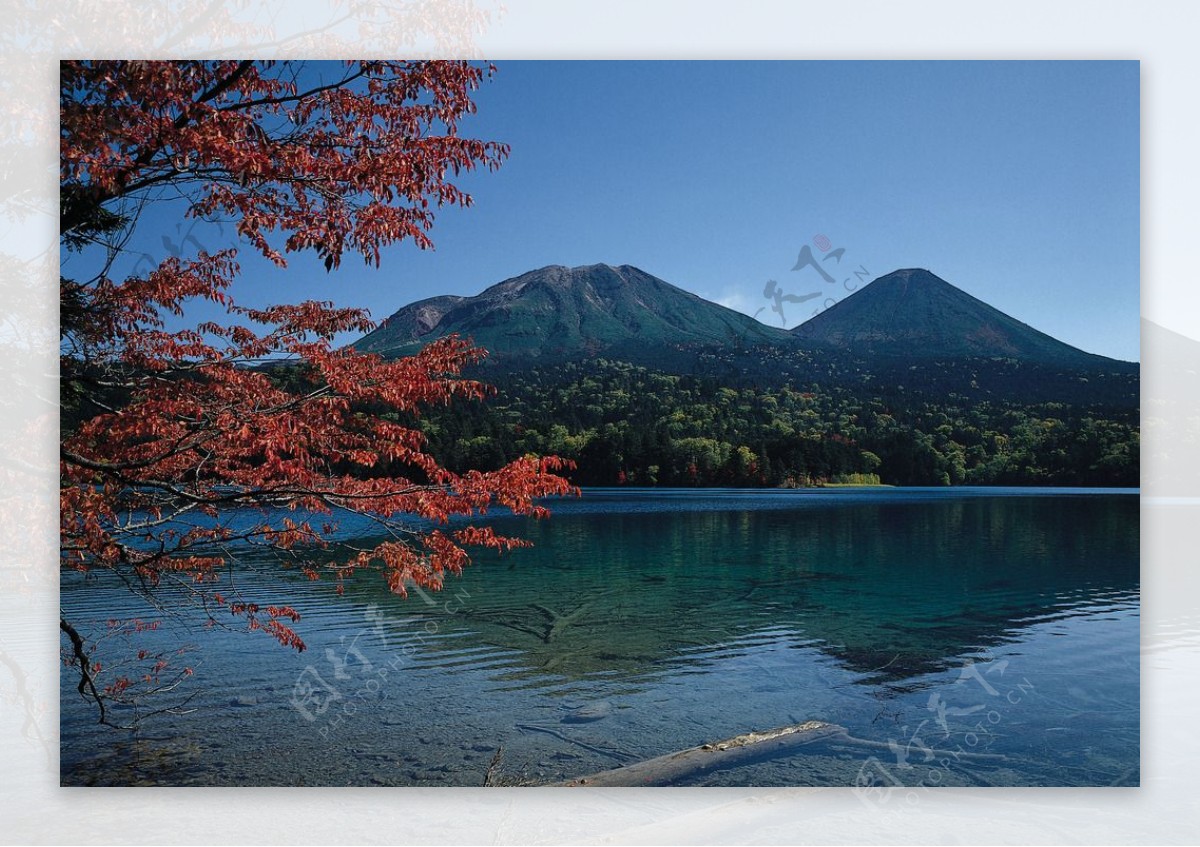 山水湖景