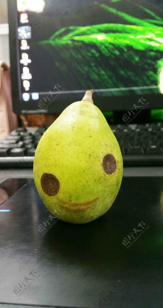 微笑的梨子