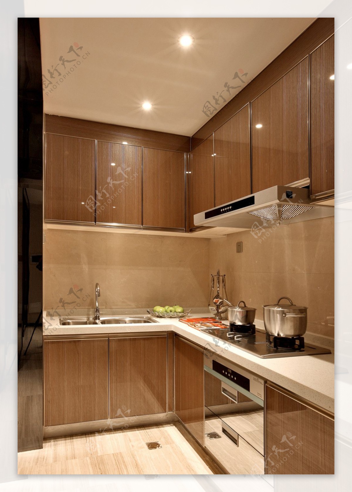 简约欧式风室内设计厨房效果图
