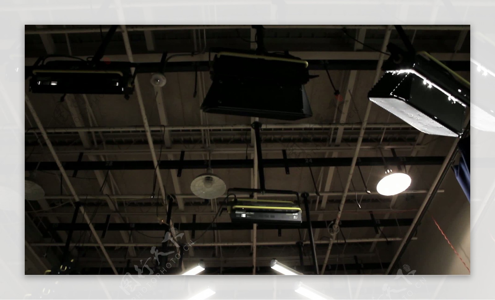 电视演播室照明网格倾斜