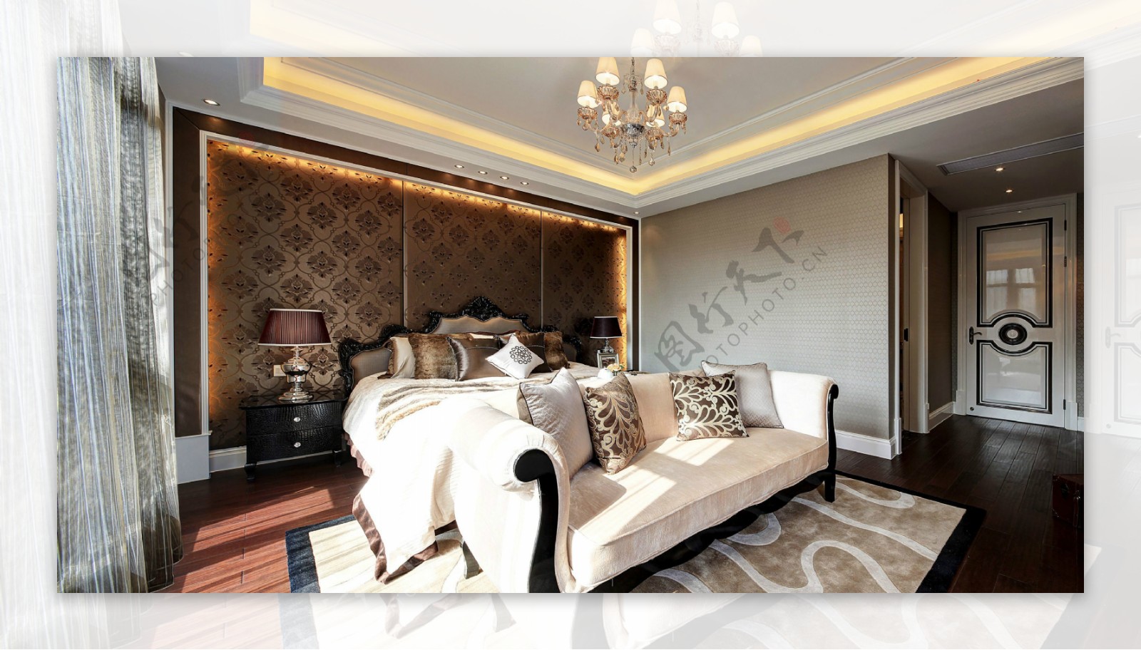 现代轻奢卧室深色花纹背景墙室内装修效果图