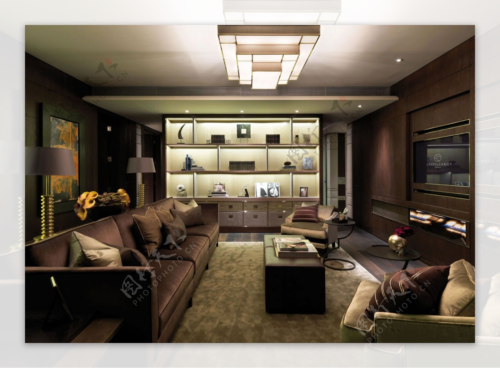 现代奢华客厅暗紫红色沙发室内装修效果图
