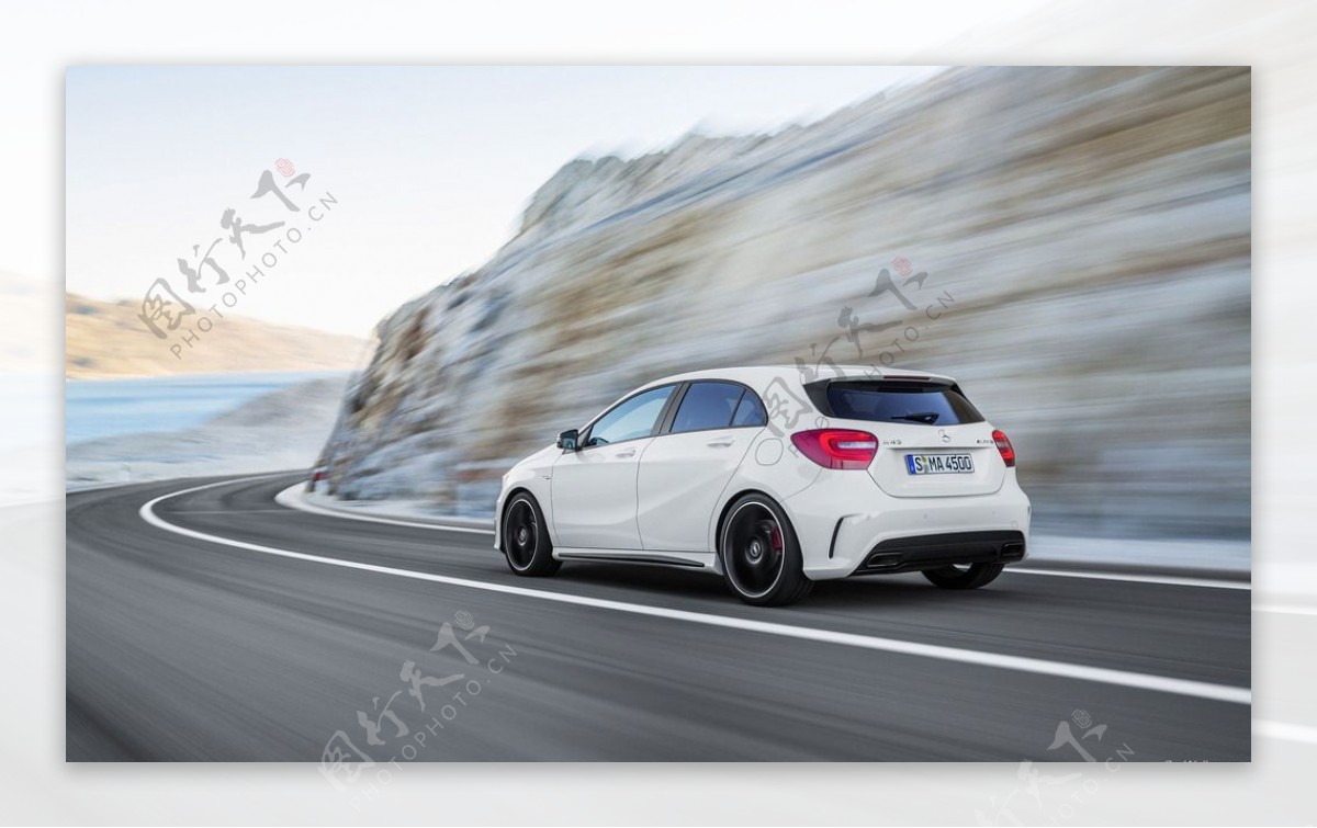 奔驰A45AMG