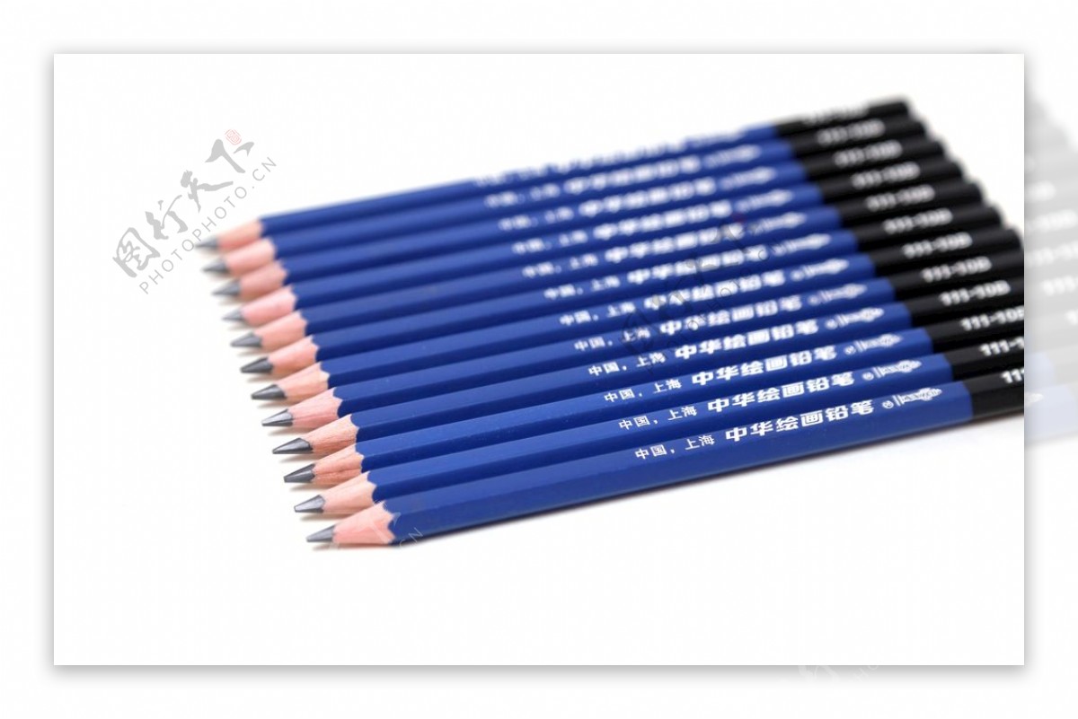 铅笔碳笔造型白底素材