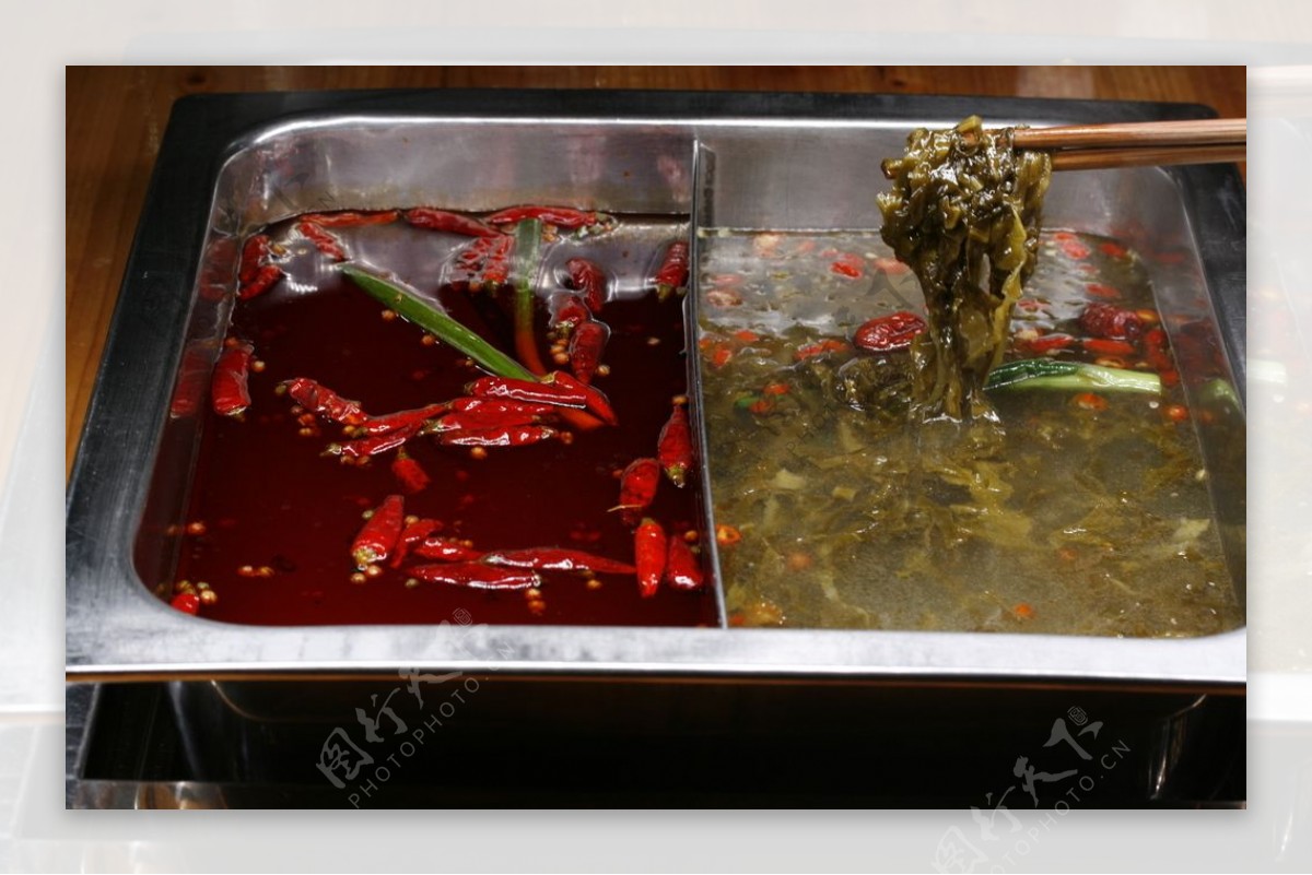 红油酸菜锅