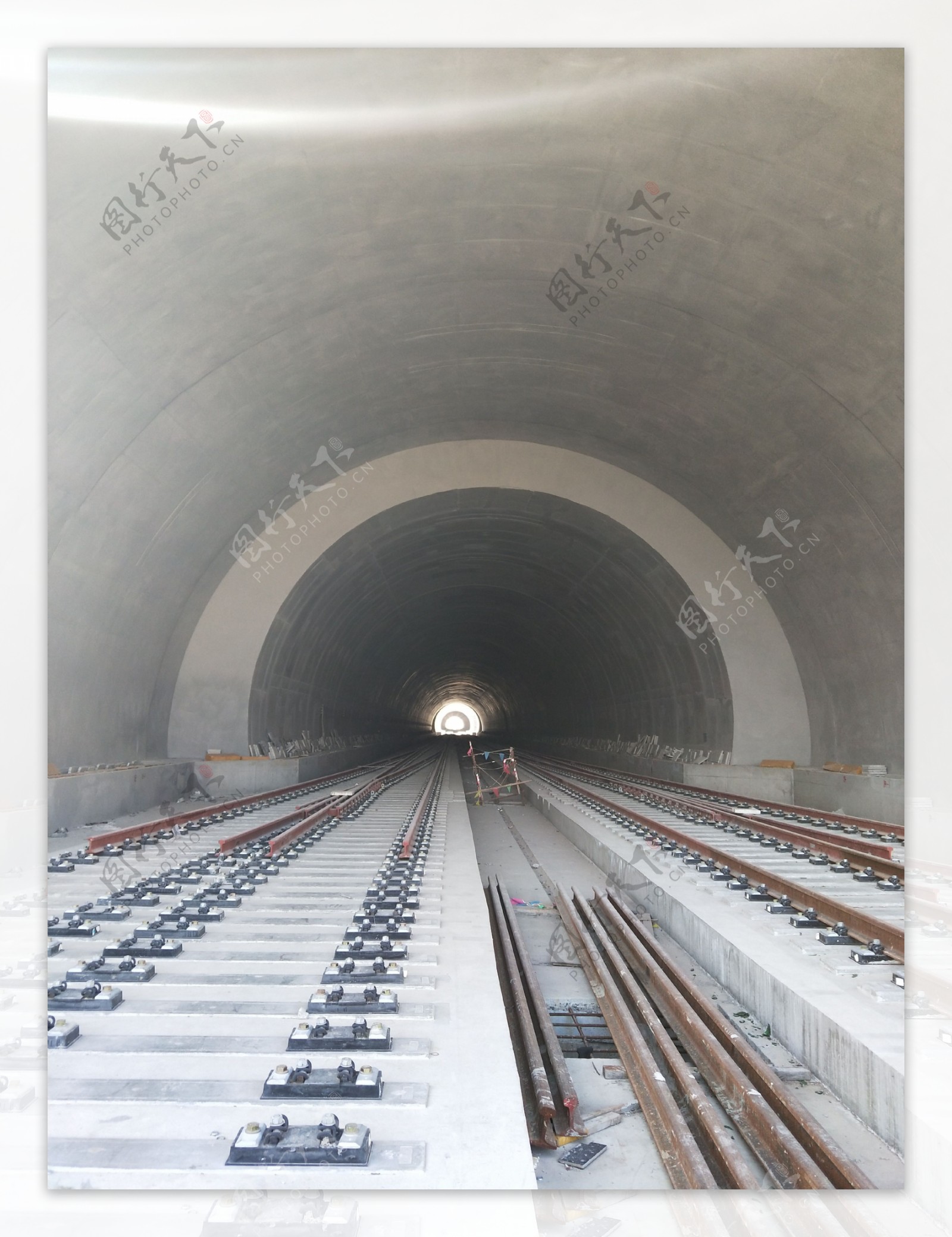 未建成的高铁隧道