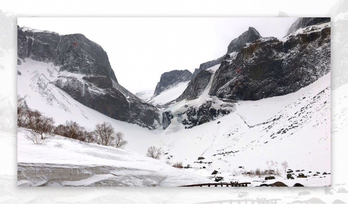 雪山