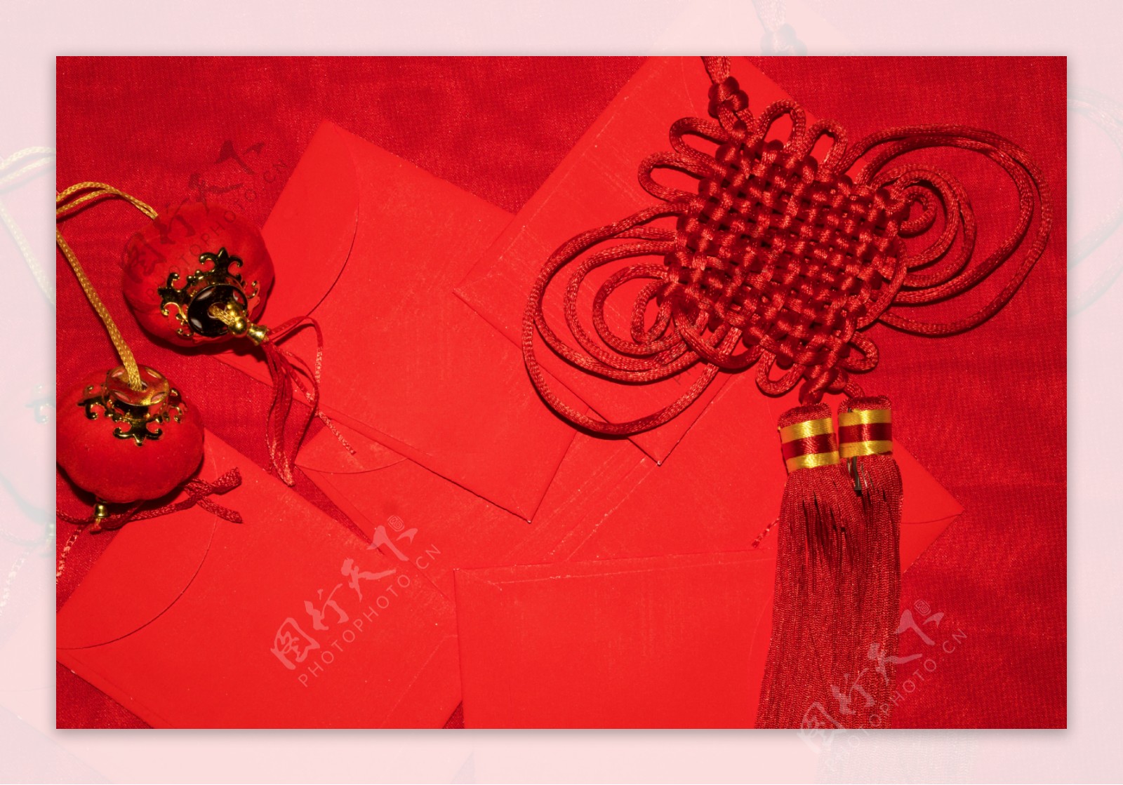新年红包中国结灯笼背景