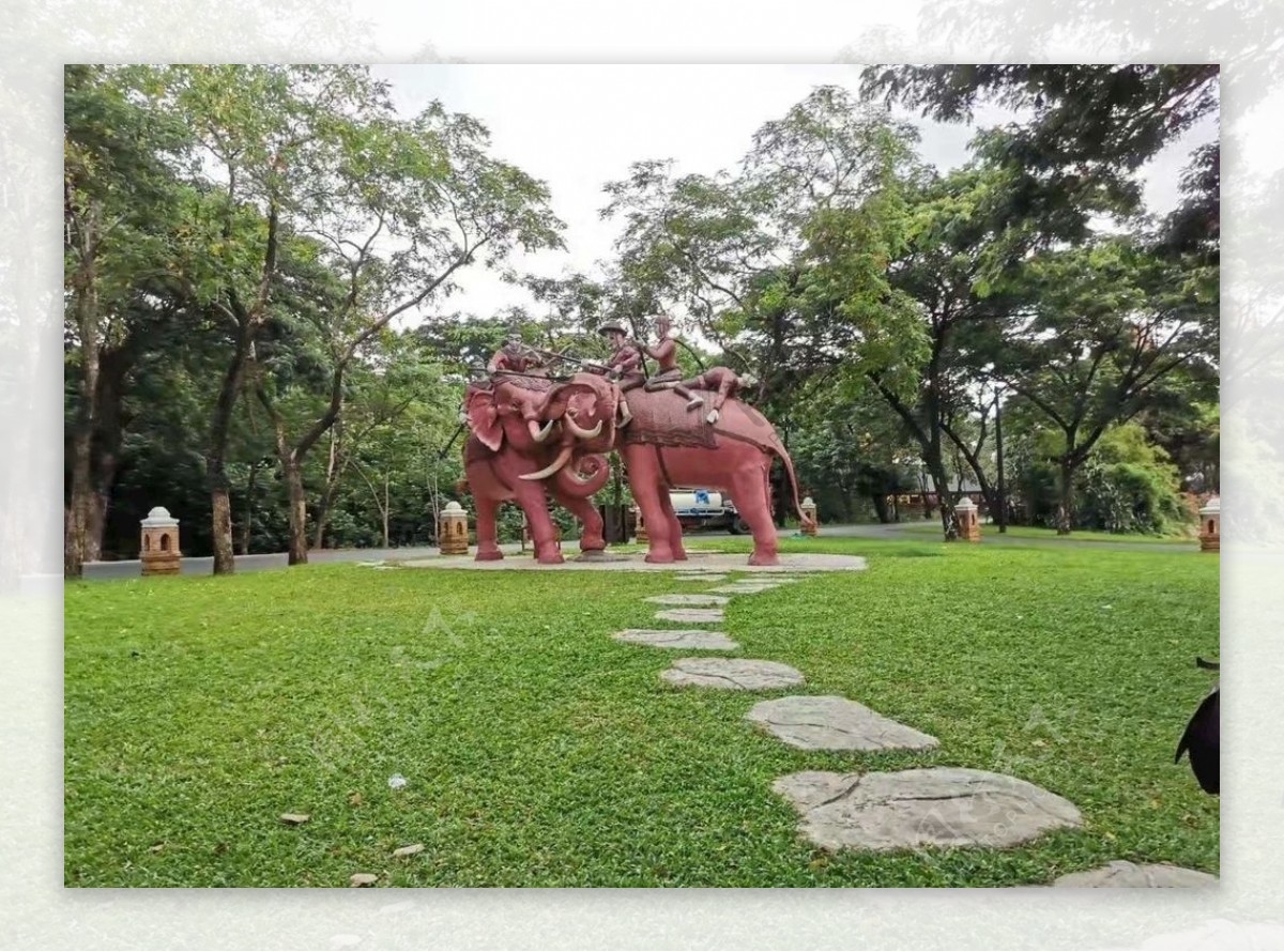 大象雕塑