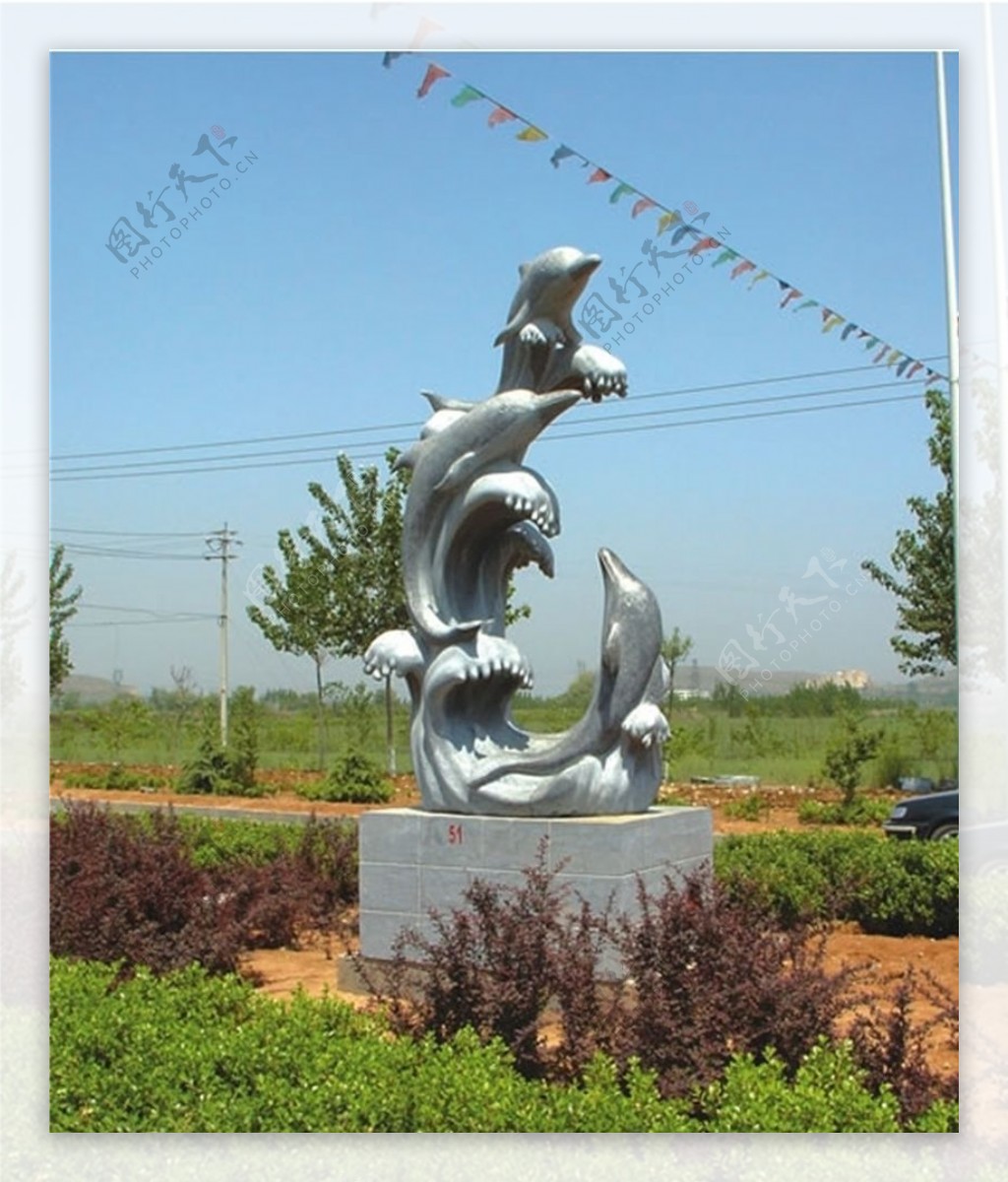 海豚雕塑