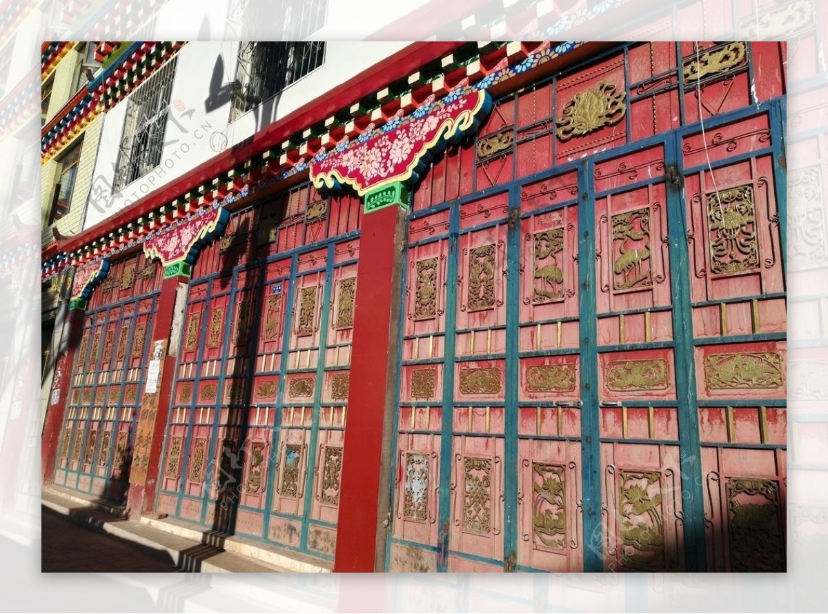 藏式古典大门建筑图片