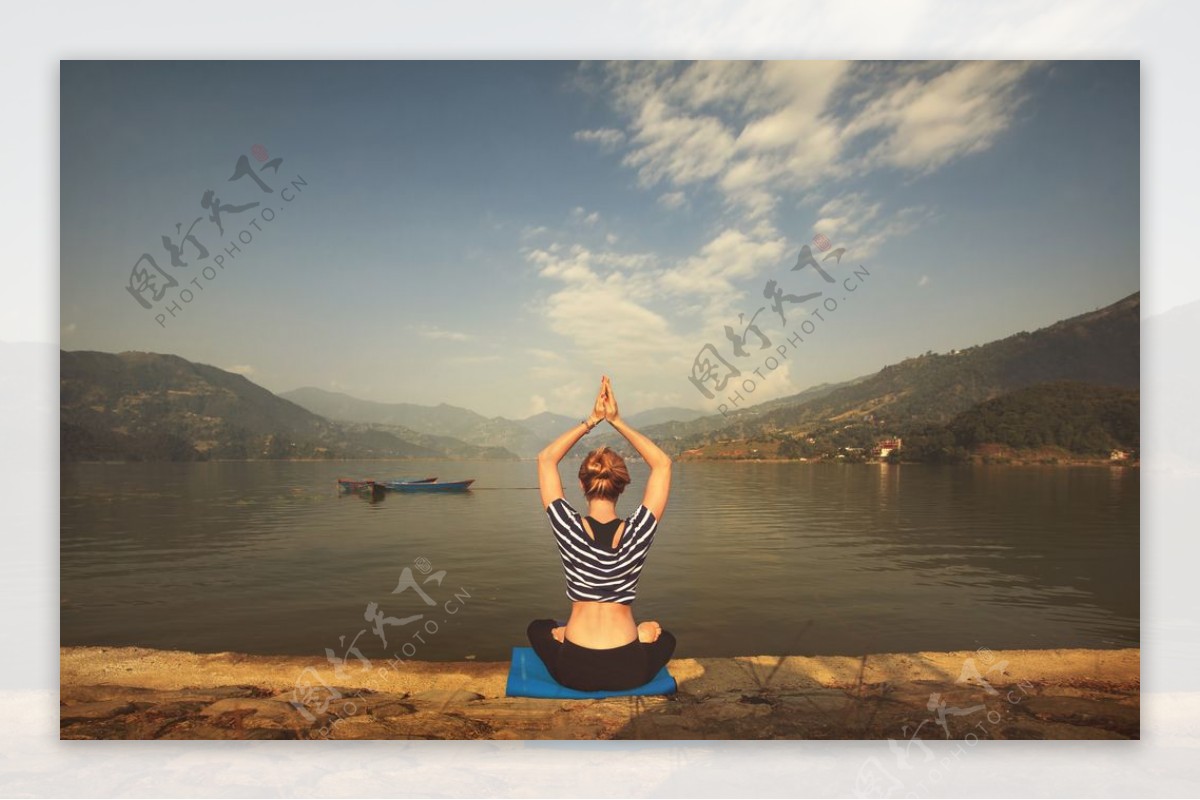 瑜伽运动健身养身背景海报素材图片