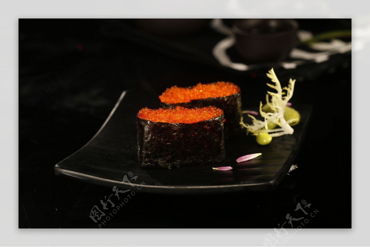 日料寿司美食鱼籽图片