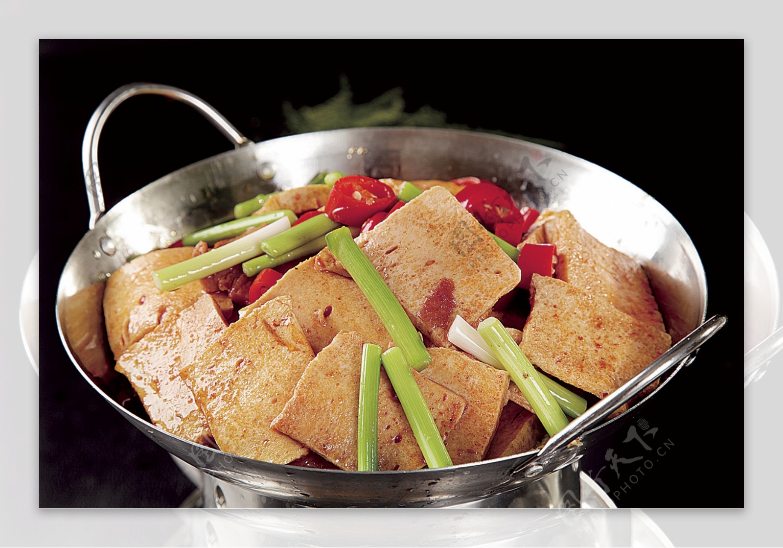 这才是“千页豆腐”家常好吃的做法，操作简单，出锅香辣味十足 - 哔哩哔哩