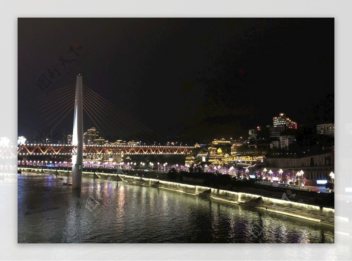 重庆城市水岸图片