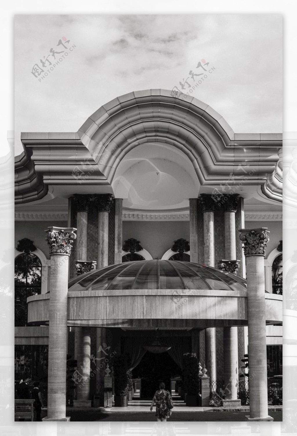 黑白欧式酒店建筑图片